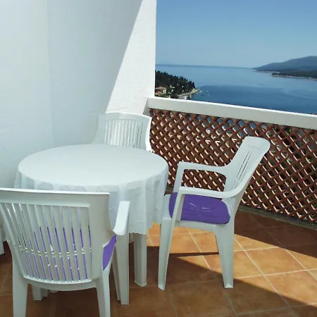 2323a Apartment